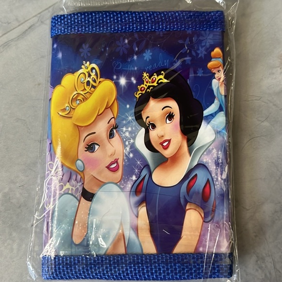Disney +Baublebar Bundle  authentic Disney Backpack & bag Necklace  Wallet  Pez - Picture 6 of 17